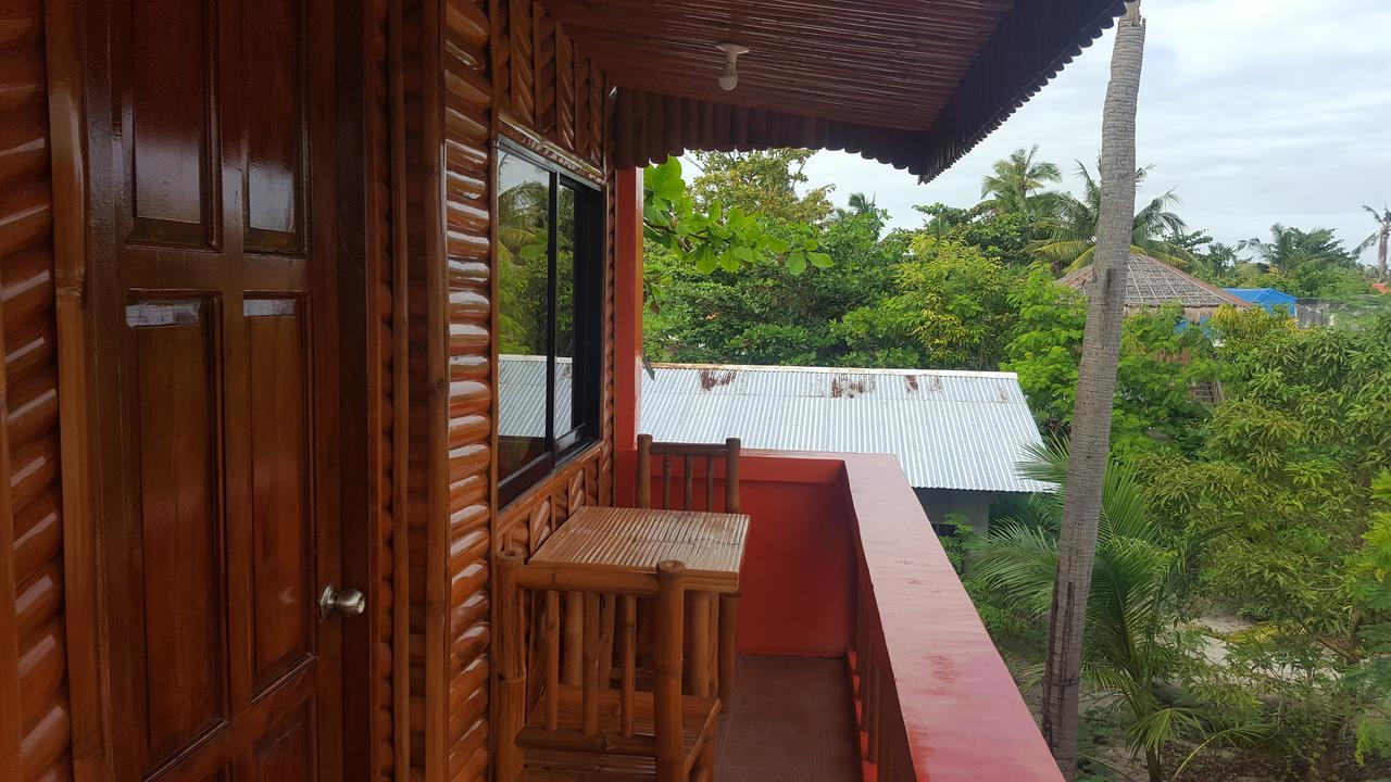 Guanna's Place Room&Resto Bar Malapascua Exterior foto