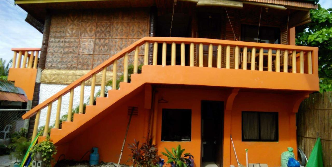 Guanna's Place Room&Resto Bar Malapascua Exterior foto