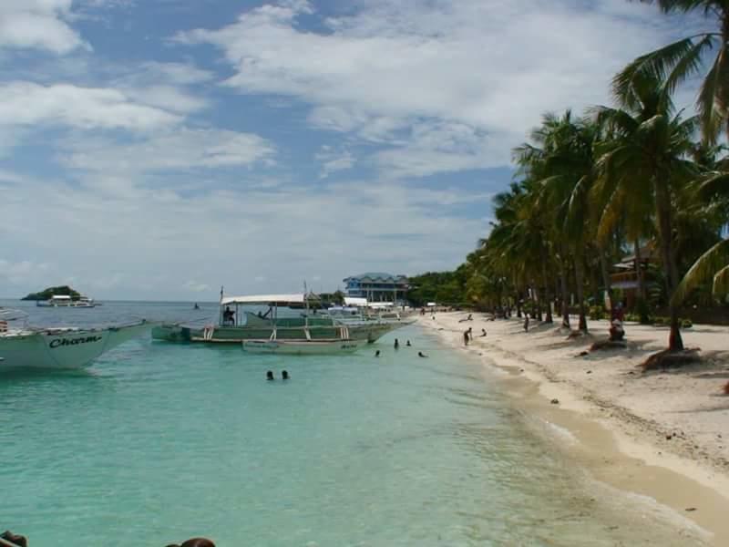Guanna's Place Room&Resto Bar Malapascua Exterior foto