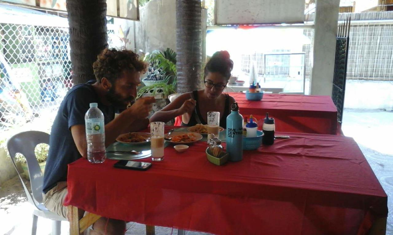 Guanna's Place Room&Resto Bar Malapascua Exterior foto