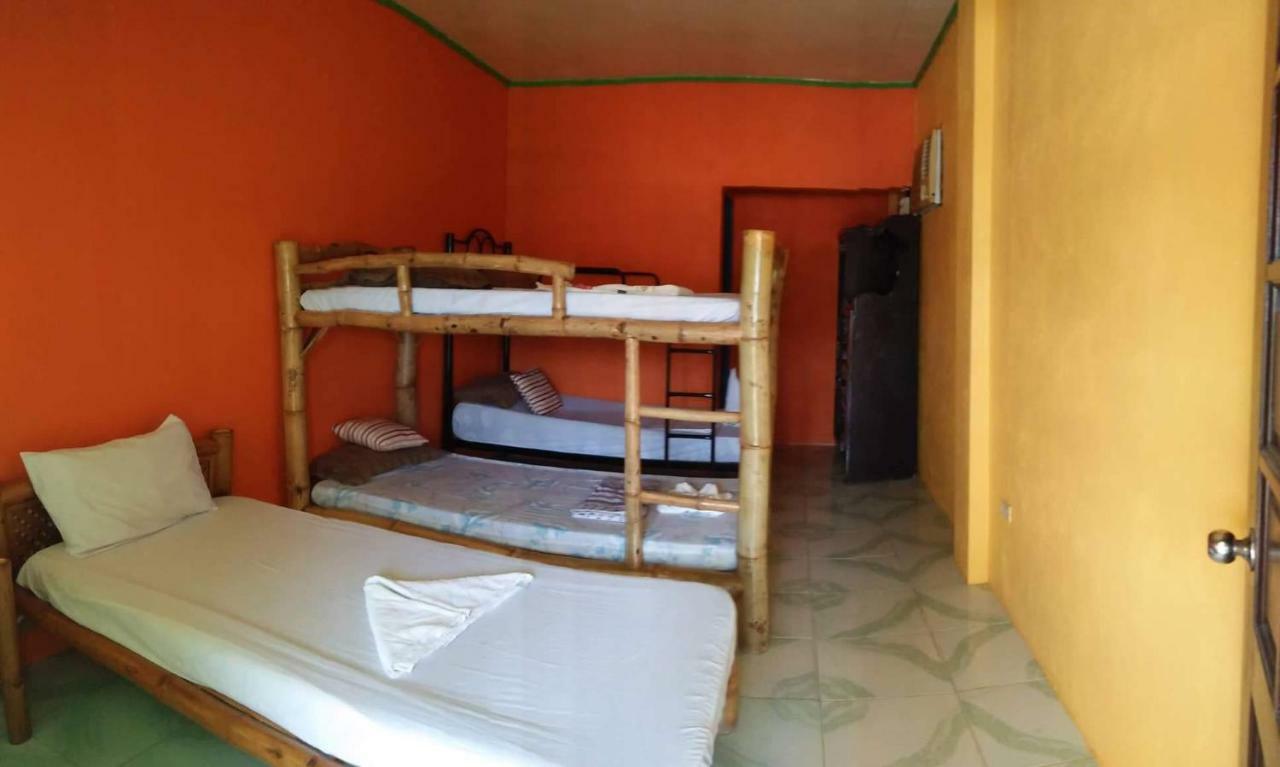 Guanna's Place Room&Resto Bar Malapascua Exterior foto
