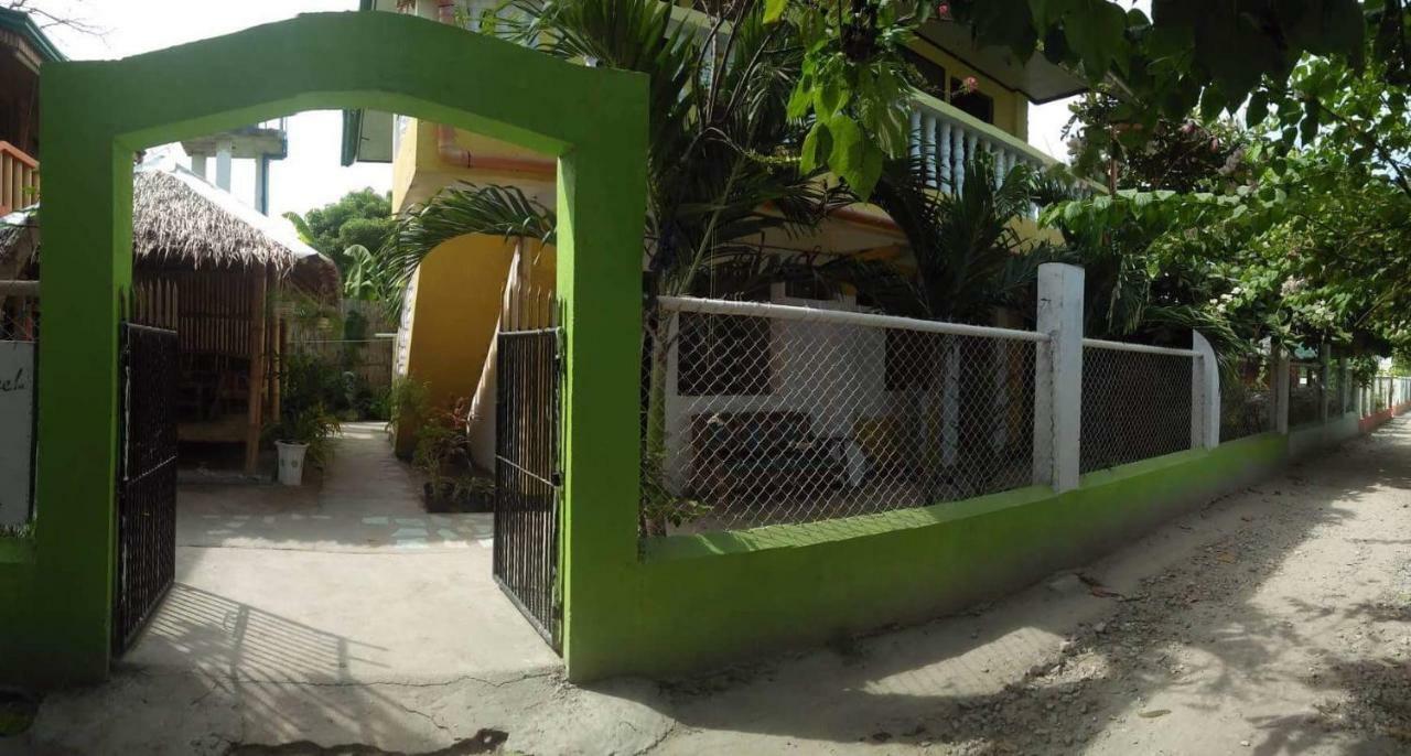 Guanna's Place Room&Resto Bar Malapascua Exterior foto
