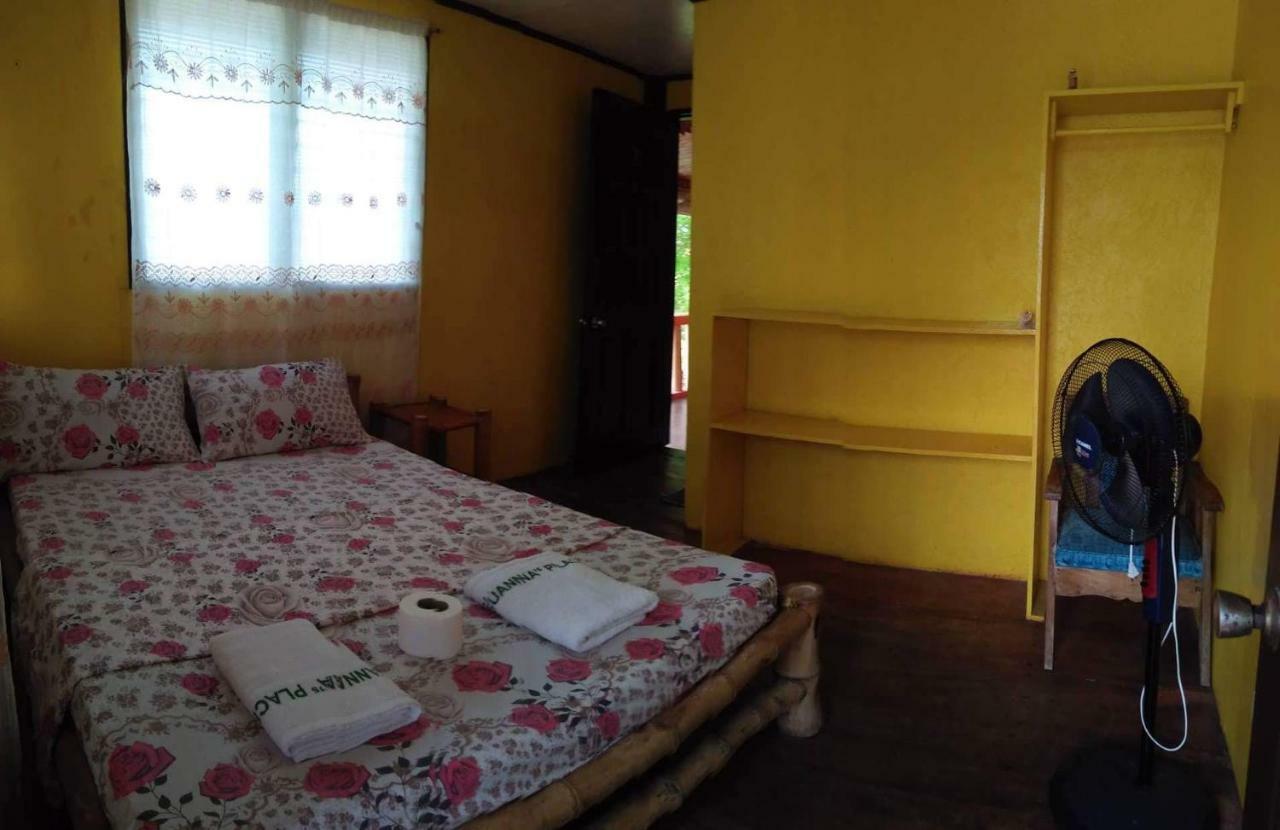 Guanna's Place Room&Resto Bar Malapascua Exterior foto
