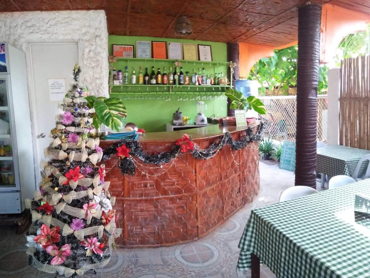 Guanna's Place Room&Resto Bar Malapascua Exterior foto